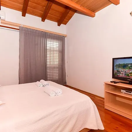 Apartmani Mate Makarska Exterior foto