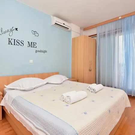 Apartmani Mate Makarska Exterior foto